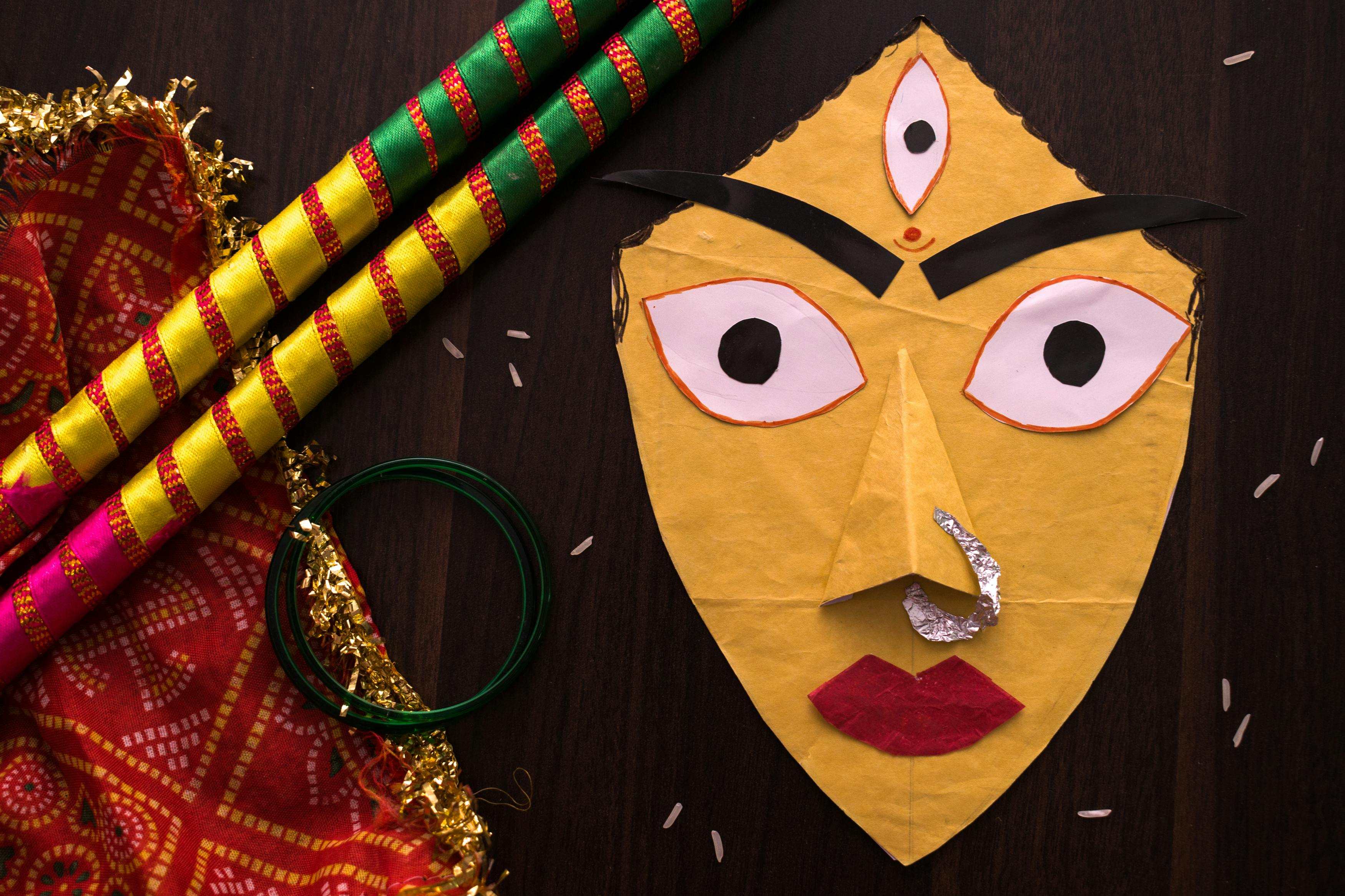 Dussehra 2025: Date, History, Celebrations & Ethnic Wear Trends in India